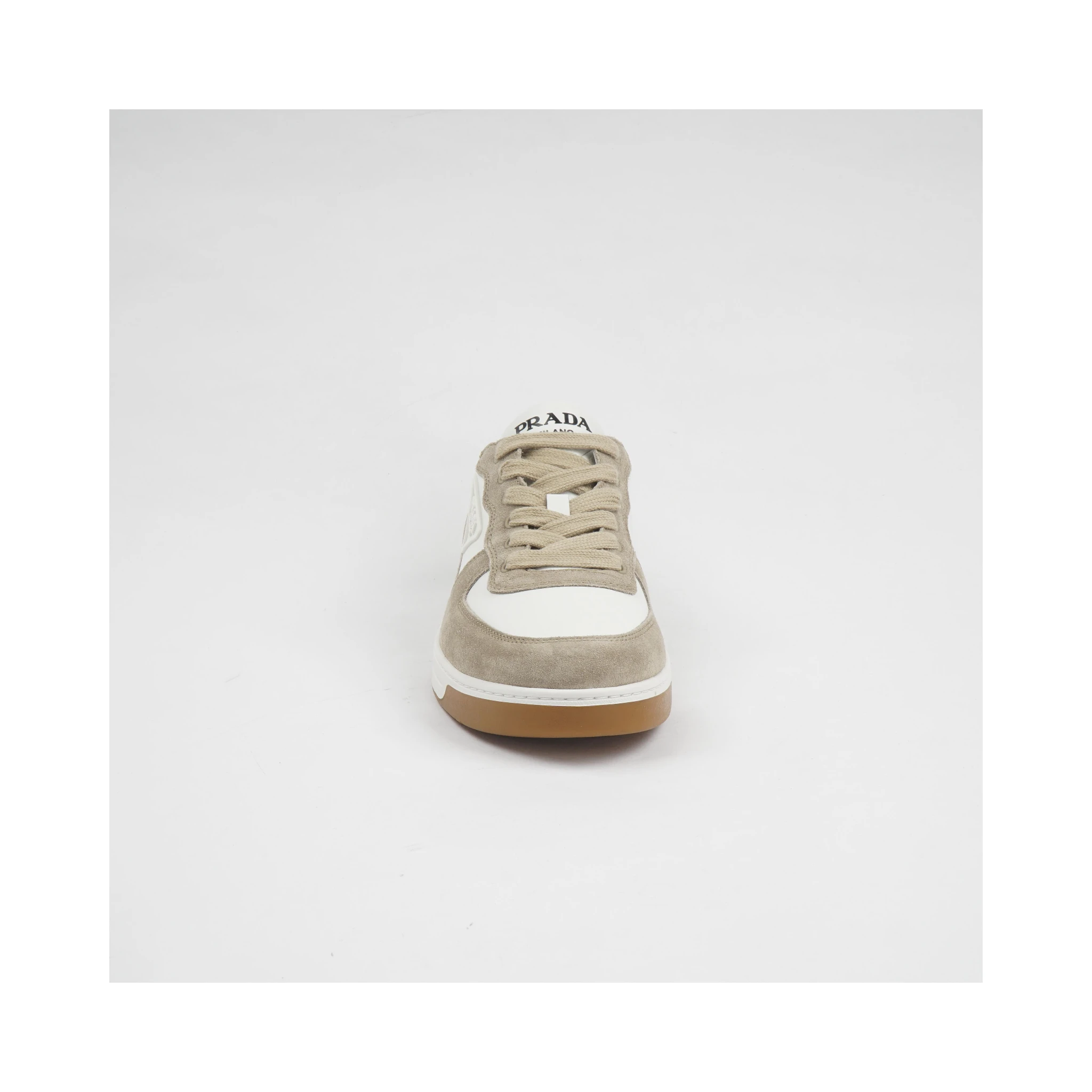 أحذية برادا الرياضية