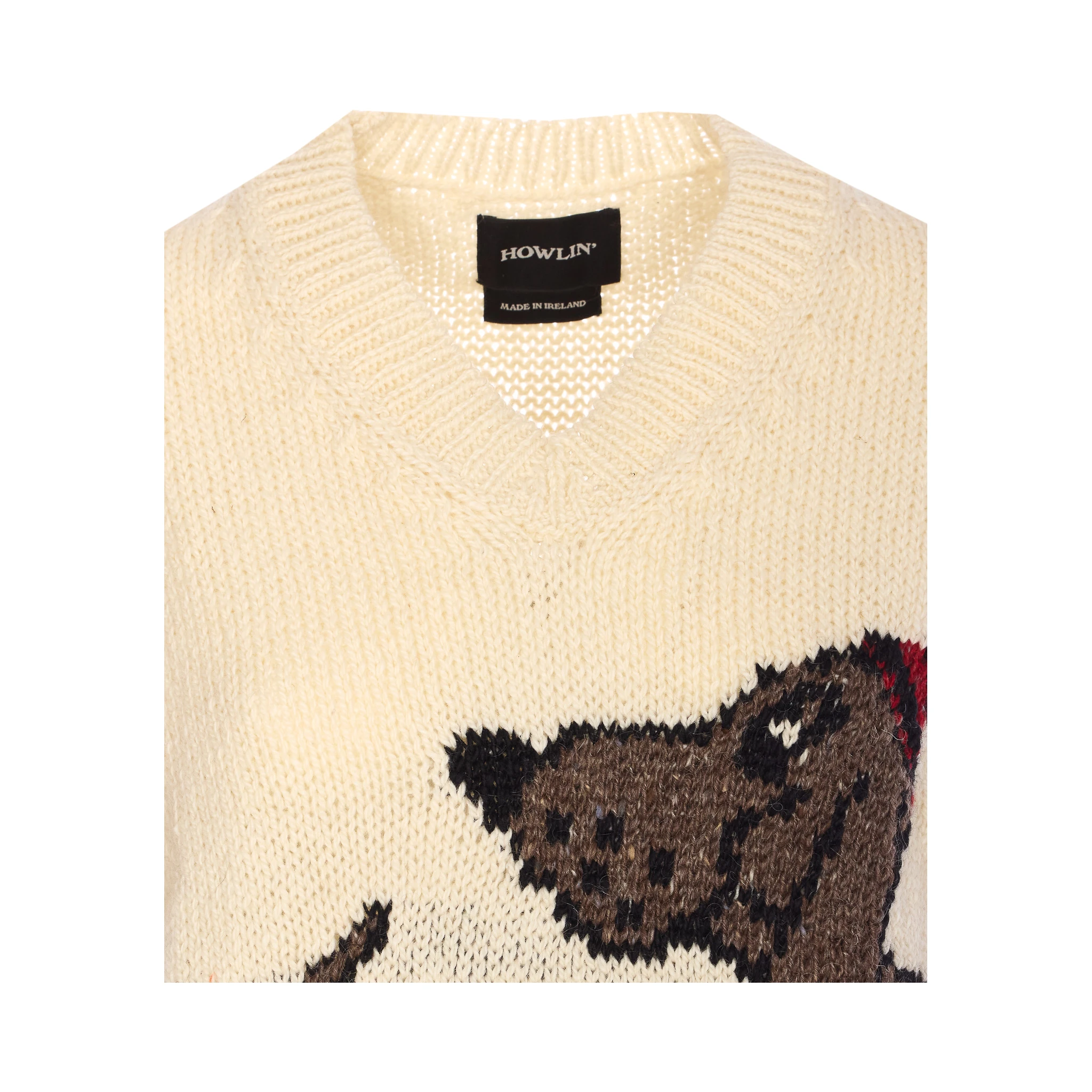 جاكيتات هاولين البيضاء