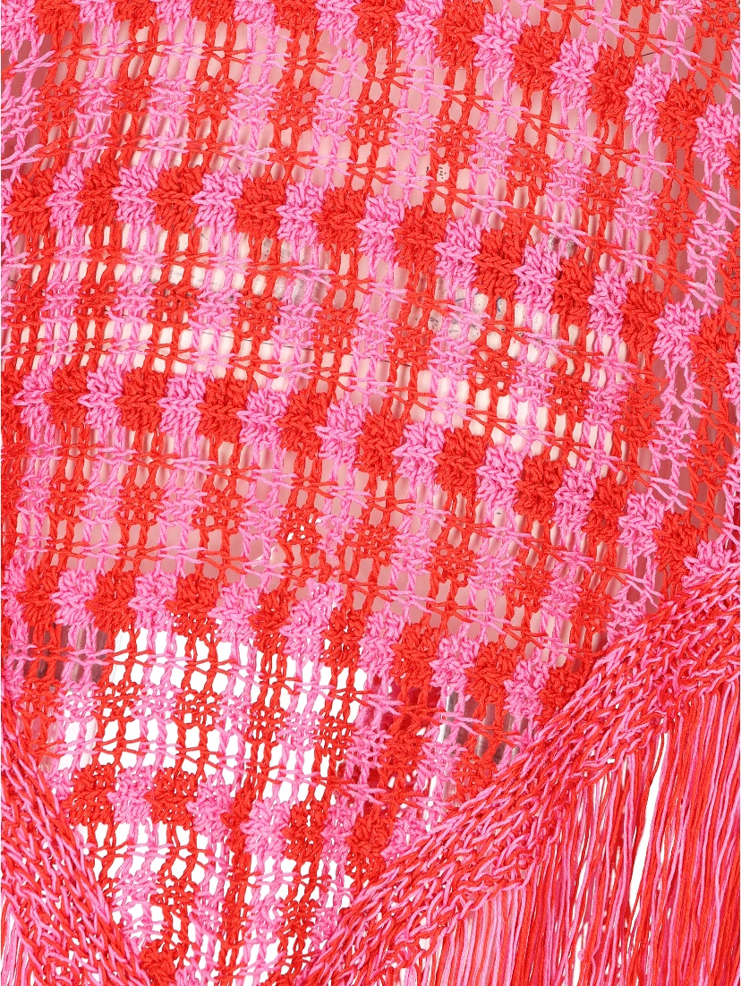 أوشحة جيادا بينينكاسا الوردية