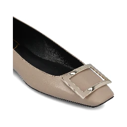 Roger Vivier Flat shoes