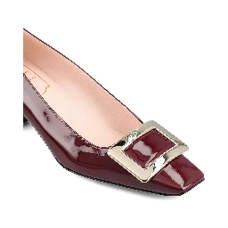 Roger Vivier Flat shoes