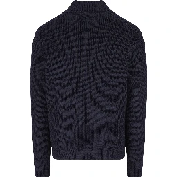 كنزات برادا زرقاء