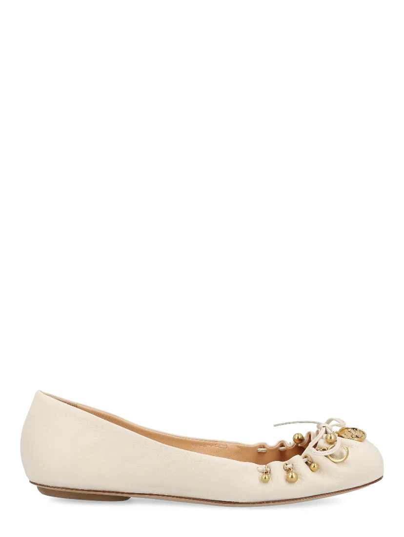 أحذية كلوي المسطحة