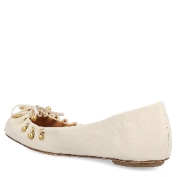 أحذية كلوي المسطحة