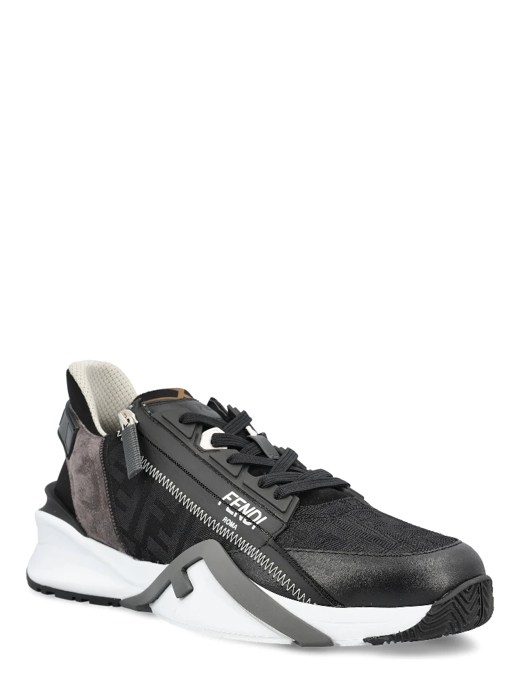 أحذية رياضية من فندي alternative