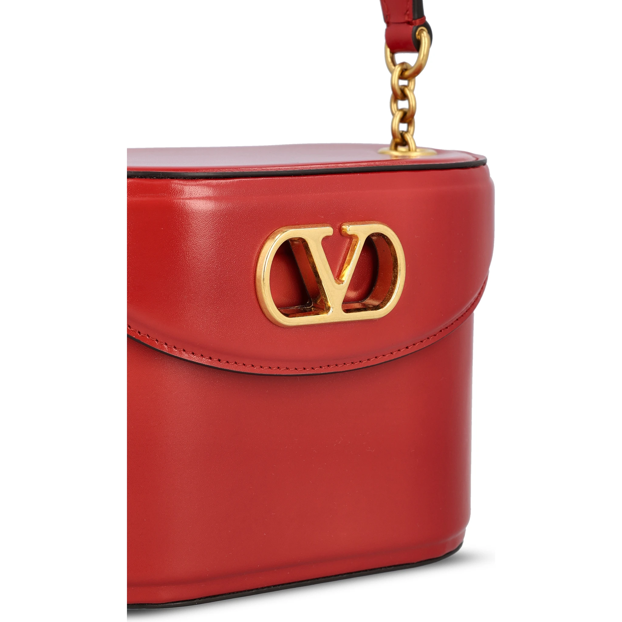 حقائب فالنتينو غارافاني