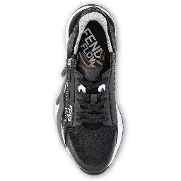 أحذية رياضية من فندي