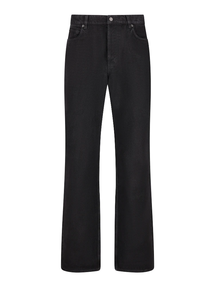 بنطلون جينز بقصة مستقيمة