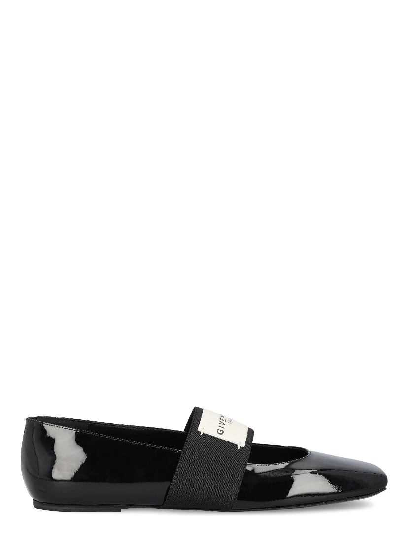 Givenchy Flat shoes Black