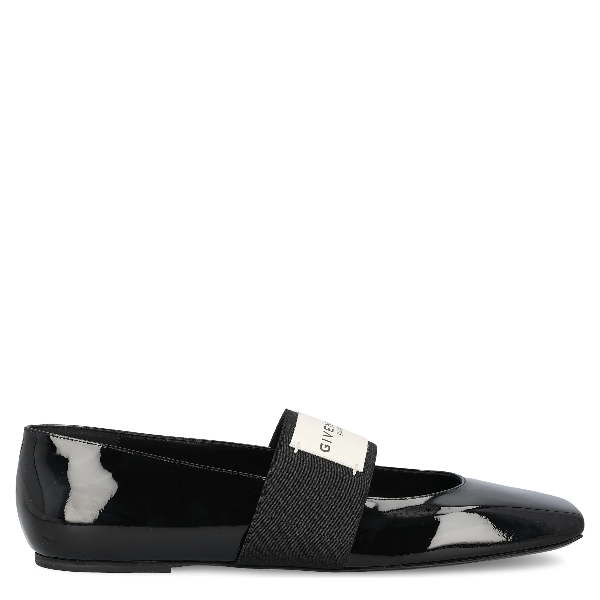 حذاء جيفنشي مسطح أسود