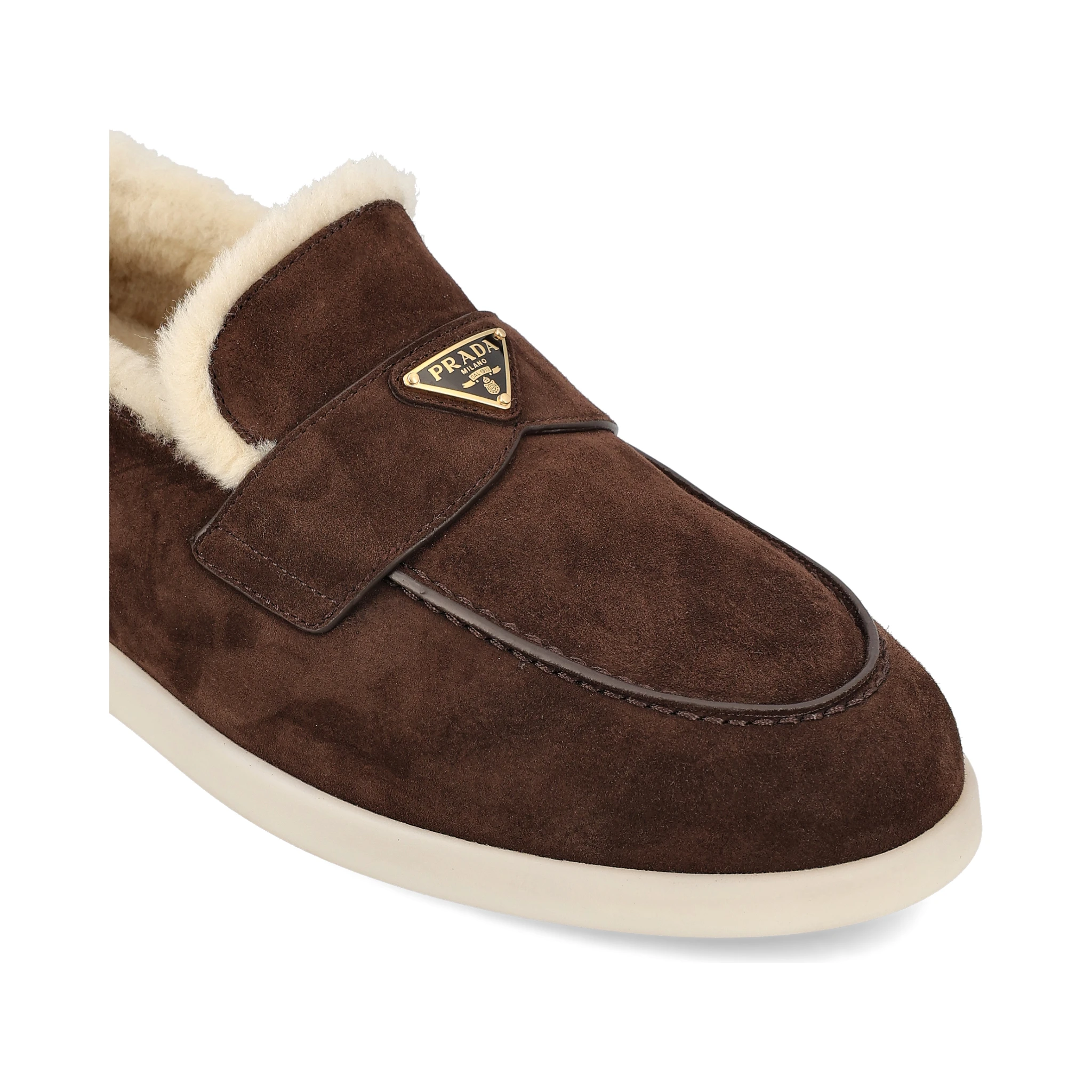 حذاء برادا مسطح بني