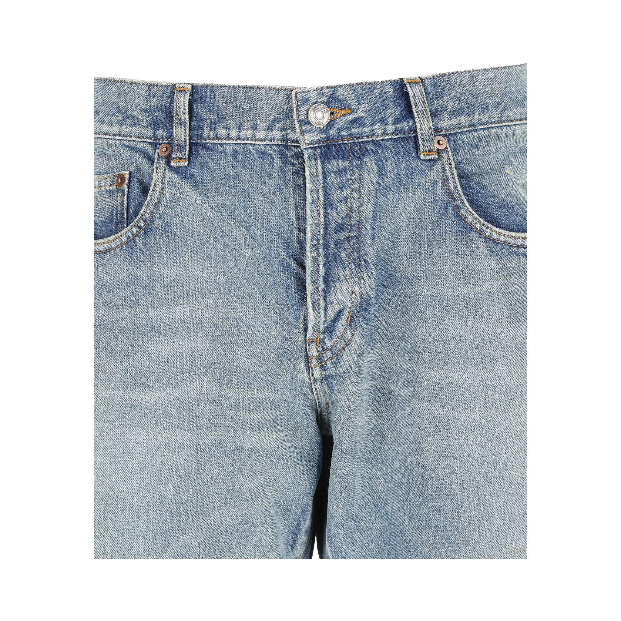 جينز سان لوران