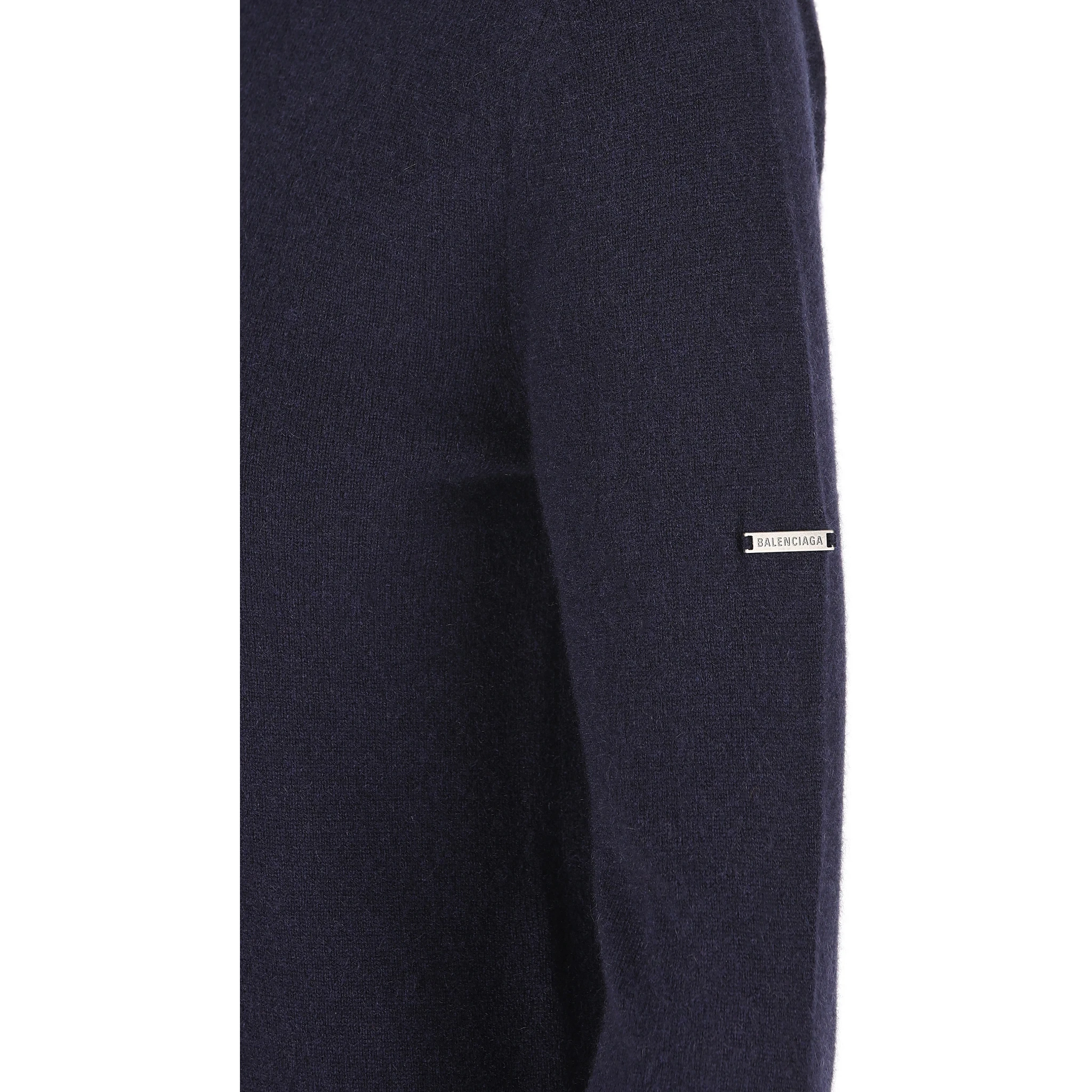 كنزات بالنسياغا زرقاء