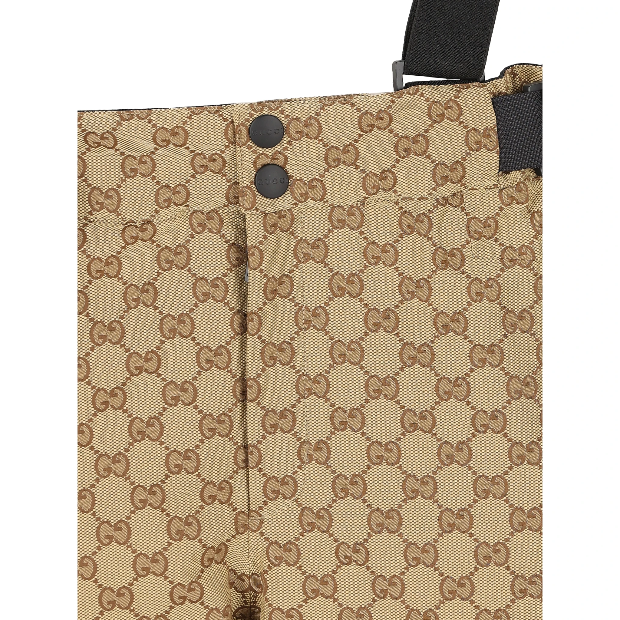 ملابس غوتشي الجاهزة