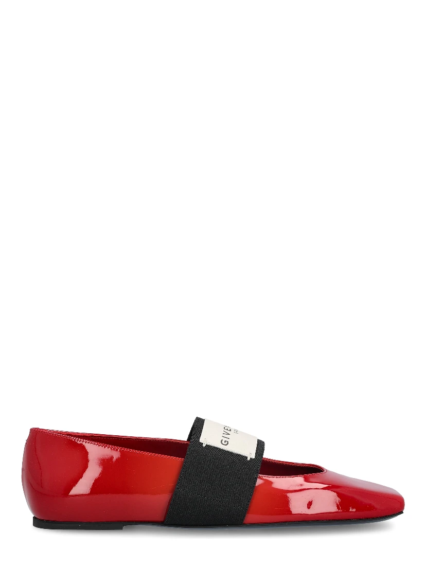Givenchy Flat shoes