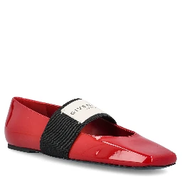 أحذية جيفنشي المسطحة