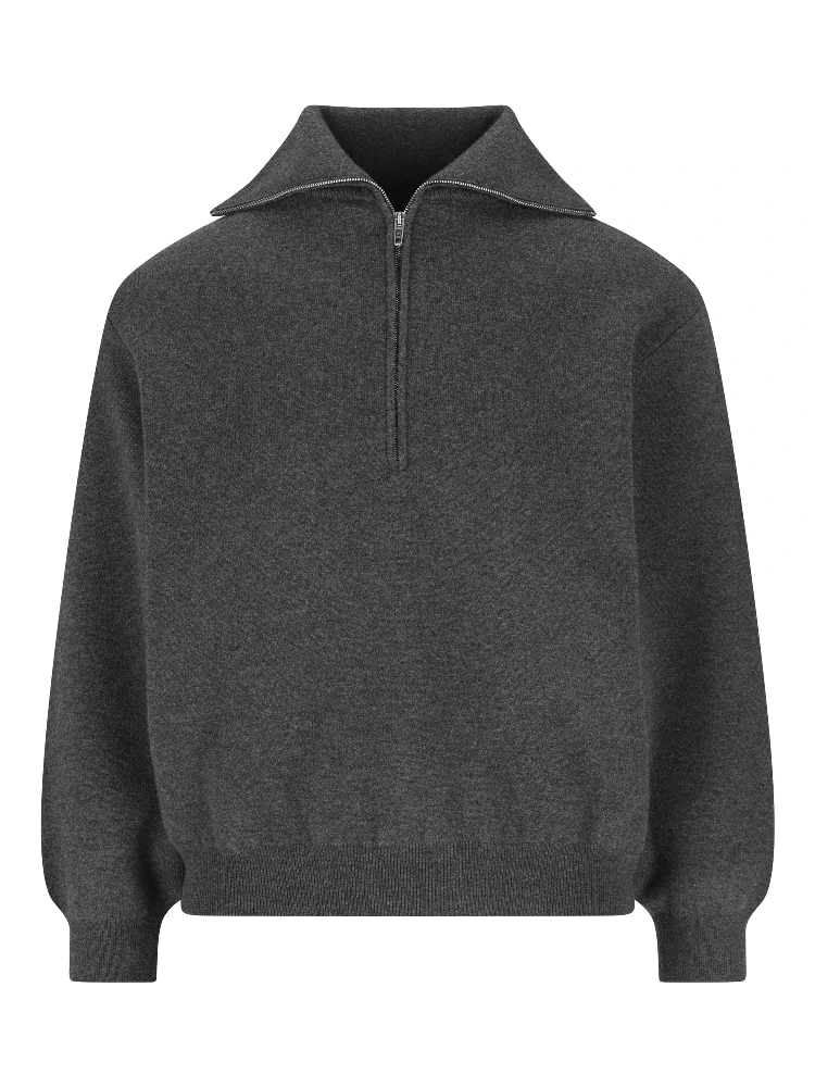 كنزات بالنسياغا