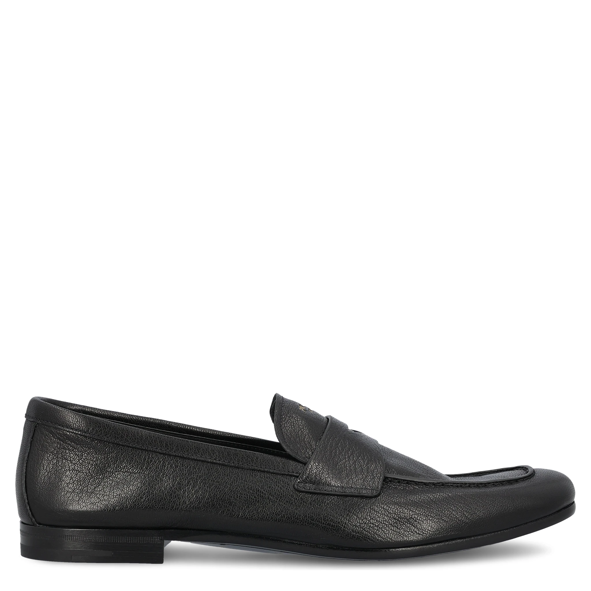 حذاء برادا مسطح أسود