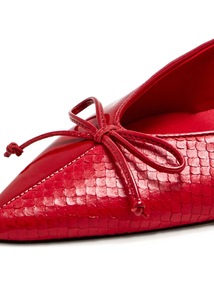 JACQUEMUS Half heel shoes Red