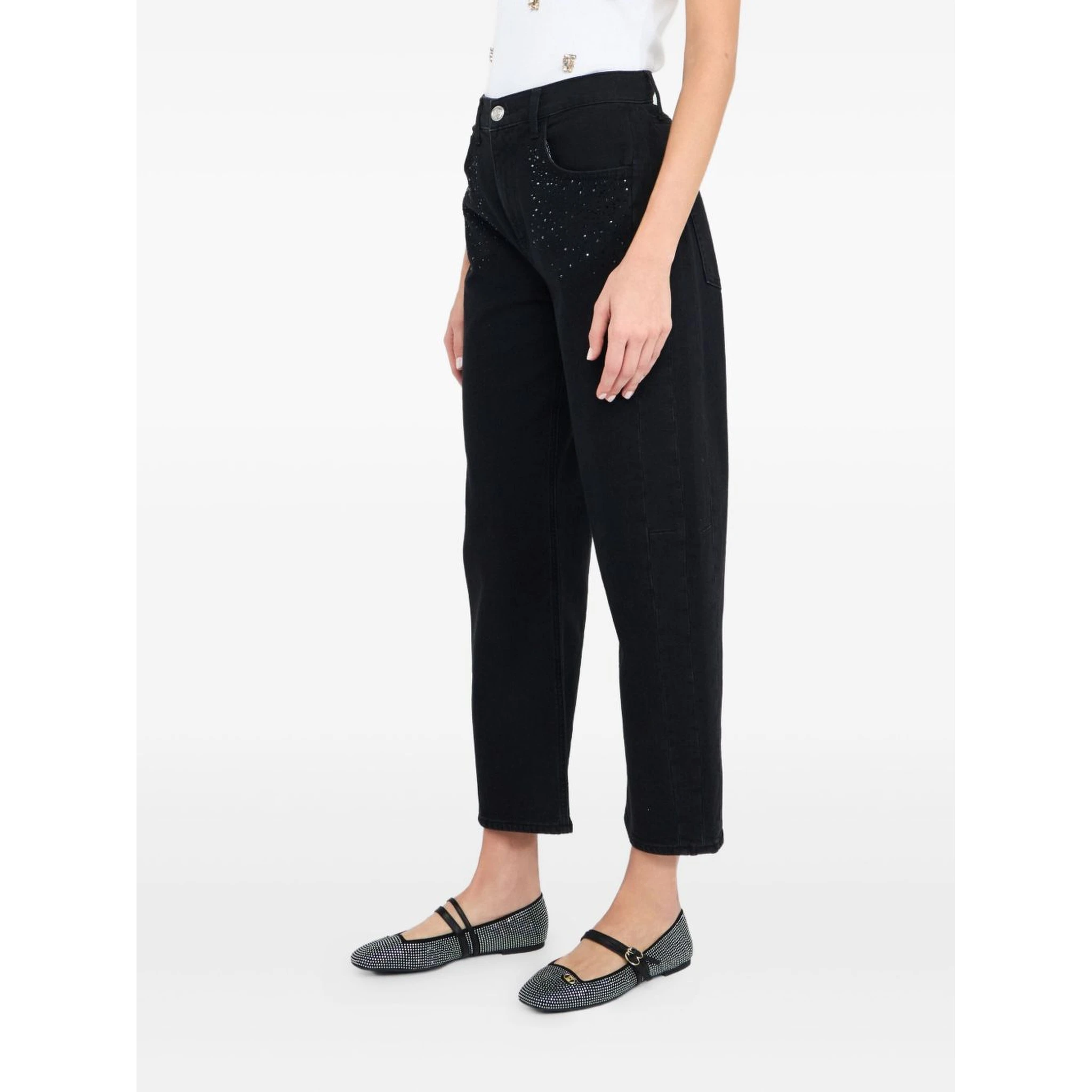 جينز أسود من ليو جو