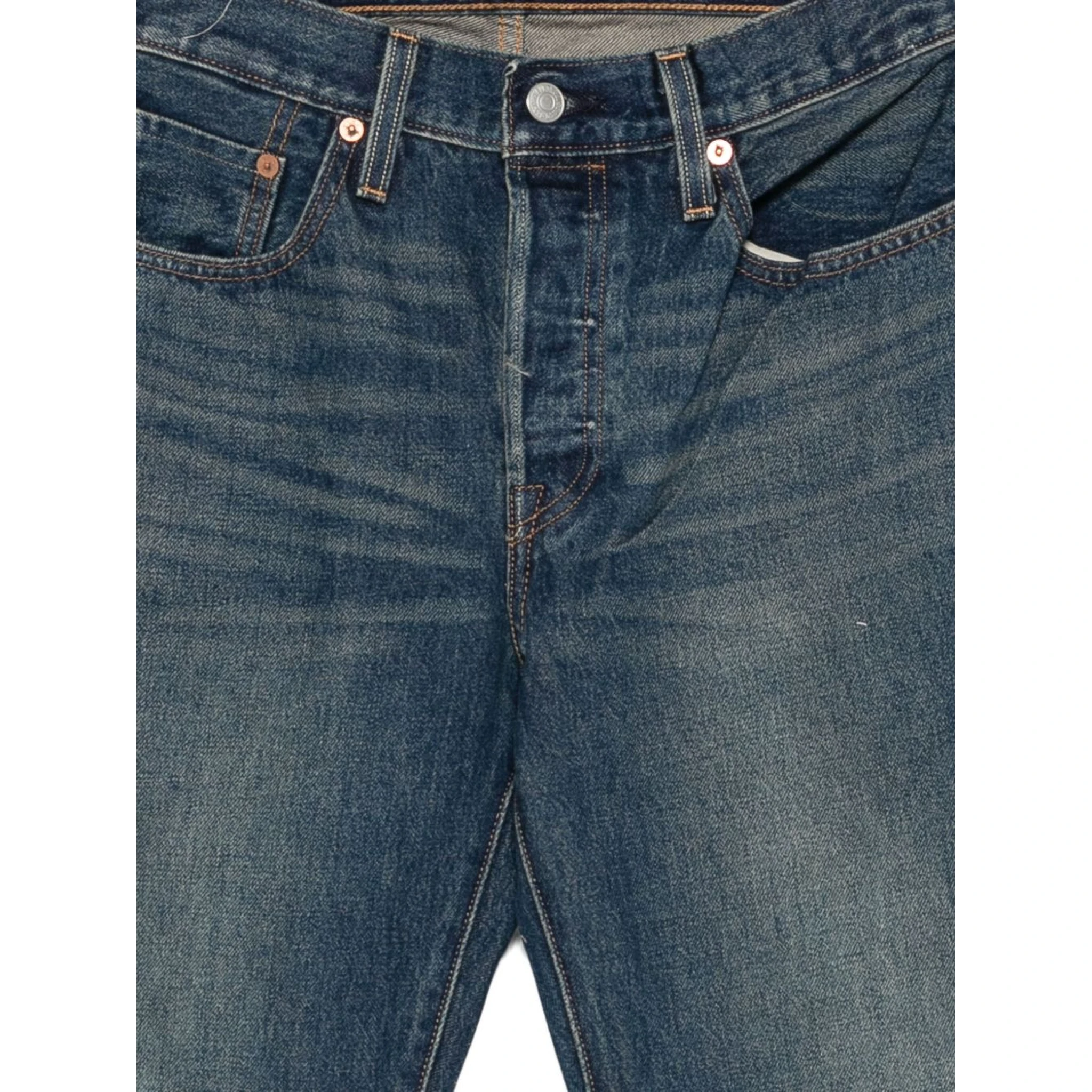 جينز ليفي الأزرق