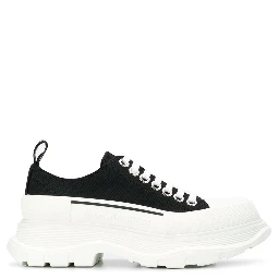 أحذية رياضية من ألكسندر ماكوين