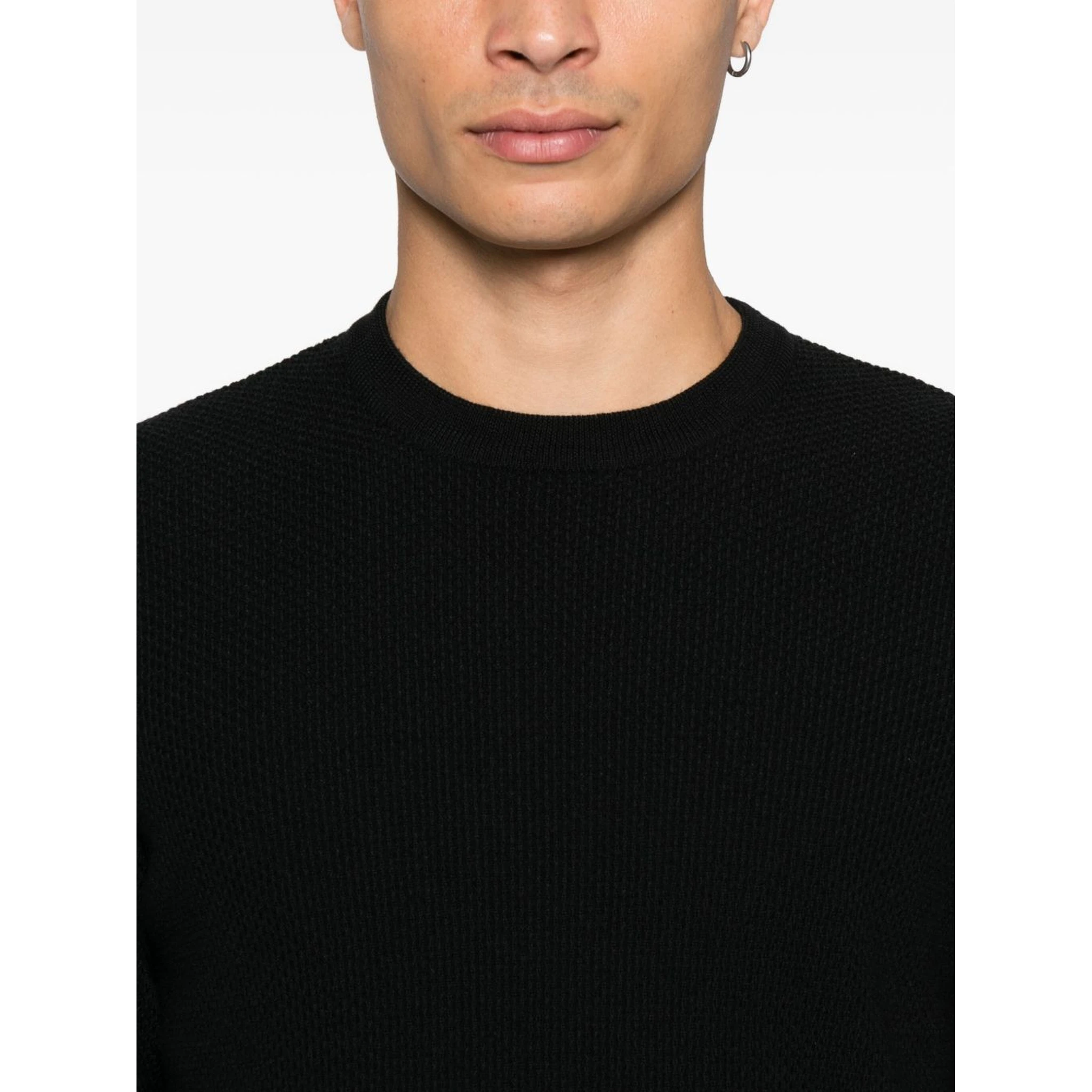 Vengera Sweaters Black