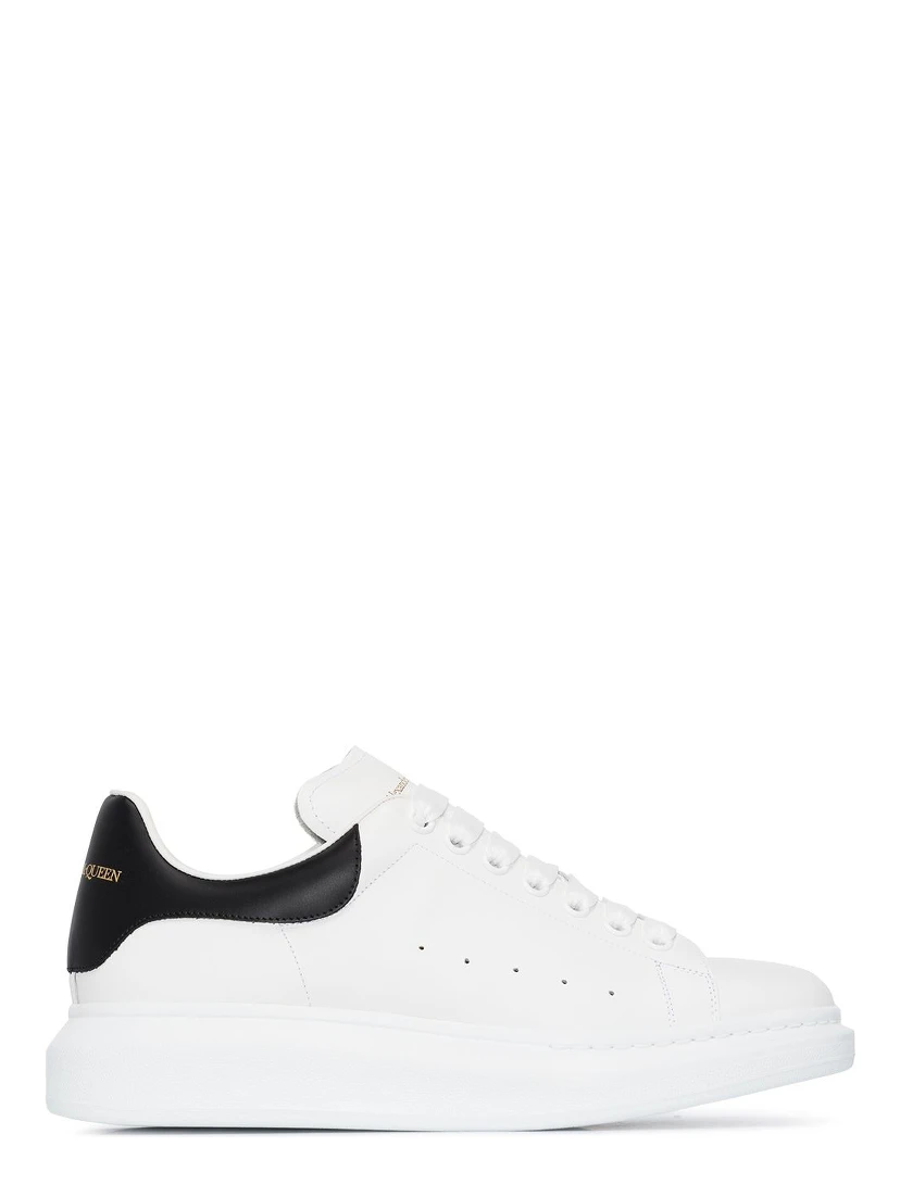 حذاء رياضي أسود من ألكسندر ماكوين