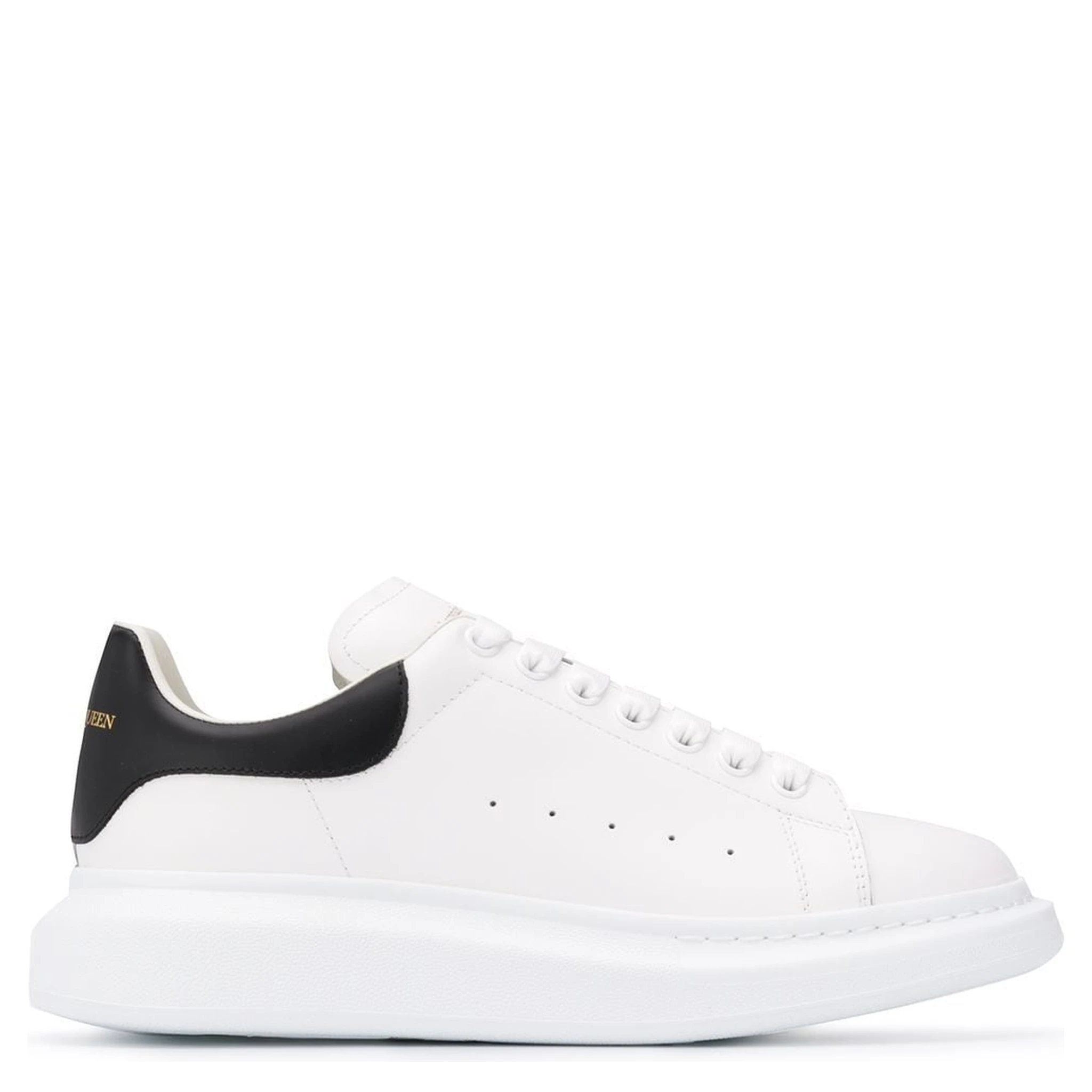 حذاء رياضي أسود من ألكسندر ماكوين