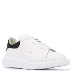 حذاء رياضي أسود من ألكسندر ماكوين