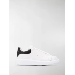 حذاء رياضي أسود من ألكسندر ماكوين