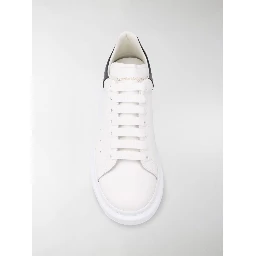 حذاء رياضي أسود من ألكسندر ماكوين