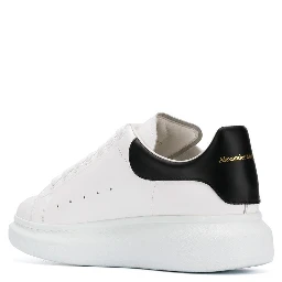 حذاء رياضي أسود من ألكسندر ماكوين