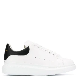 حذاء رياضي أسود من ألكسندر ماكوين