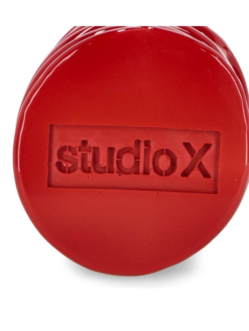 STUDIO X Living Red