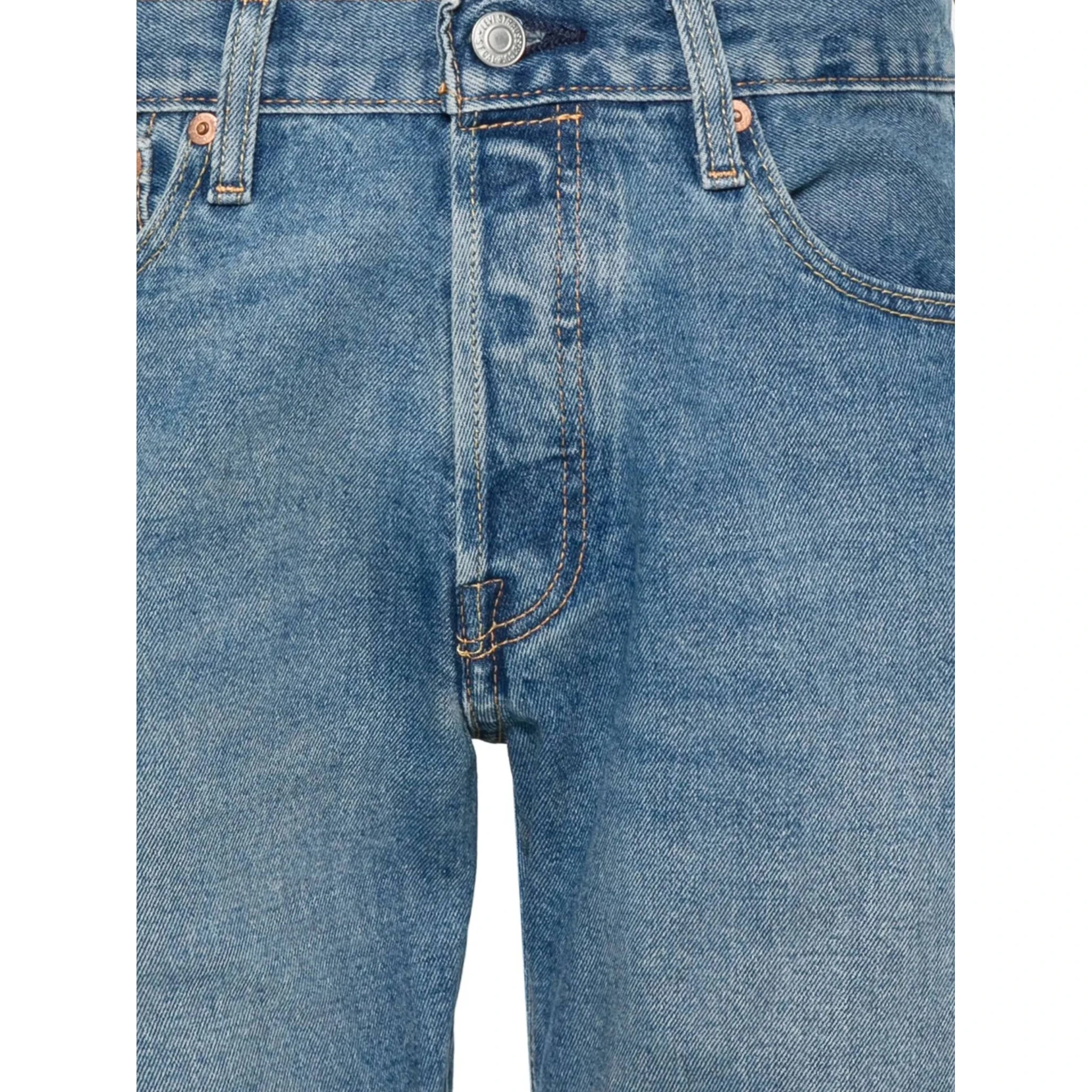 شورتات ليفي