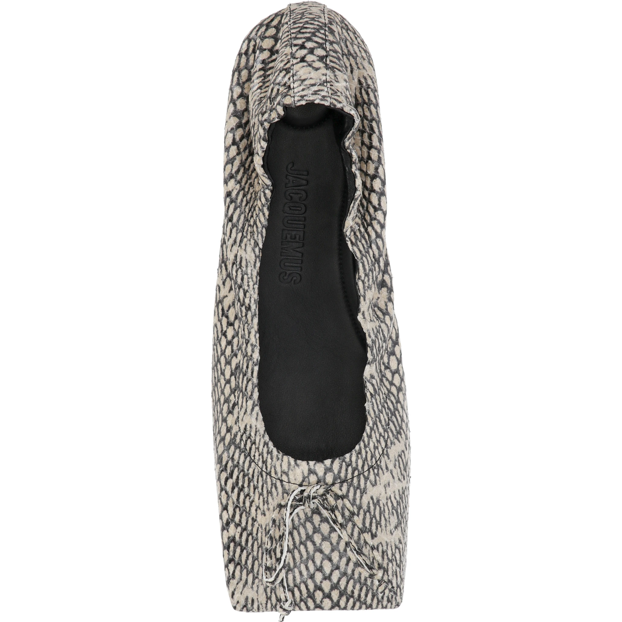 JACQUEMUS Flat shoes Black