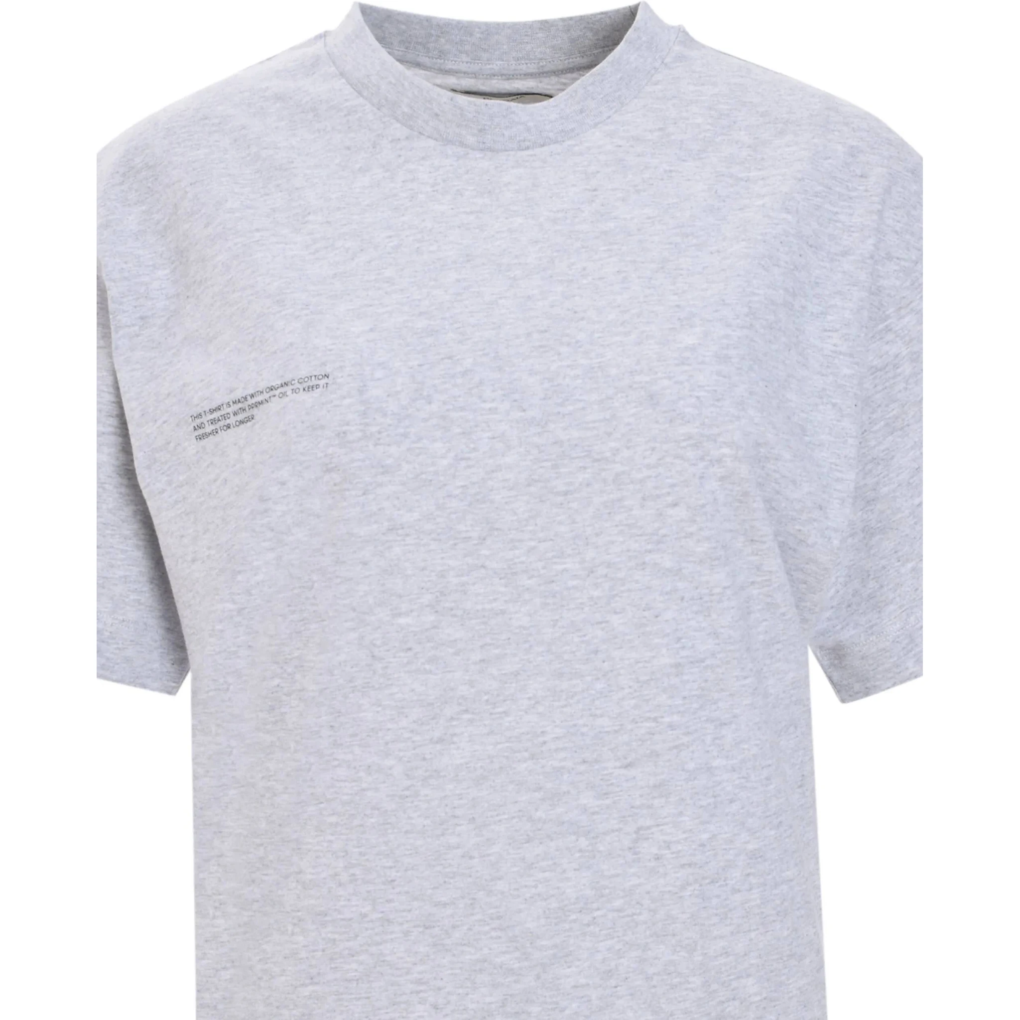 تيشيرتات وبولو من بانجايا