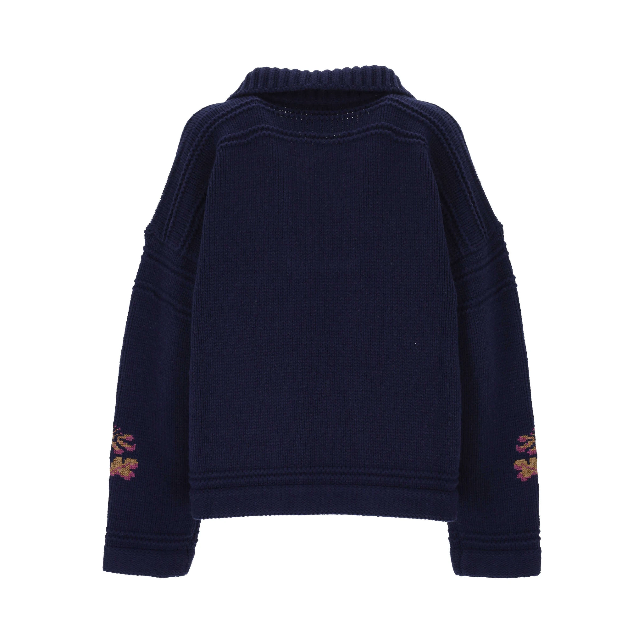 كنزات إيترو