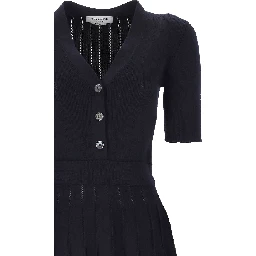 فساتين توم براون الزرقاء