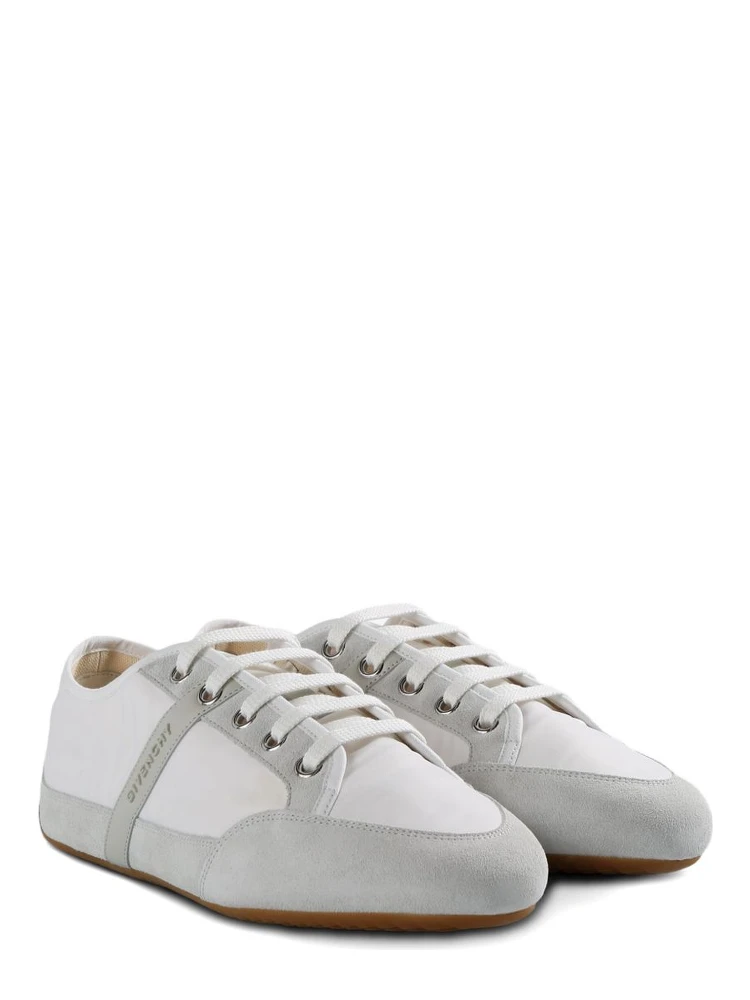 Givenchy Sneakers White alternative