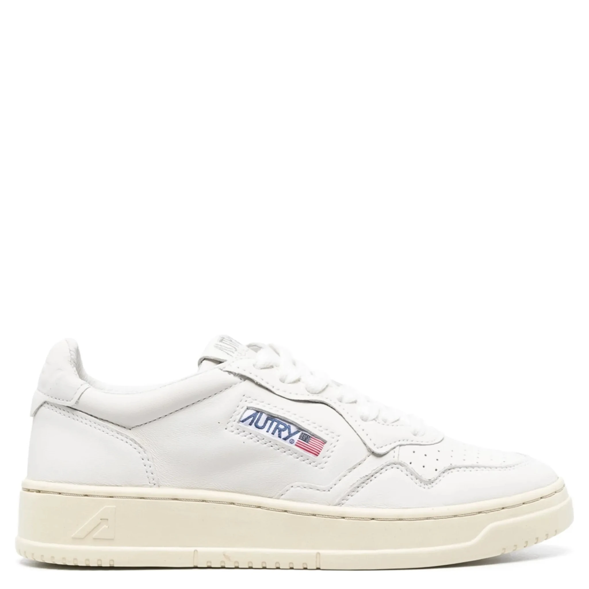 أحذية رياضية من أوتري