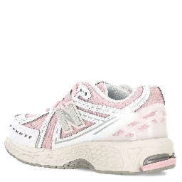 أحذية نيو بالانس الرياضية