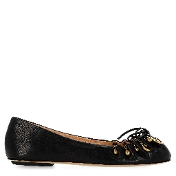 حذاء مسطح أسود من كلوي