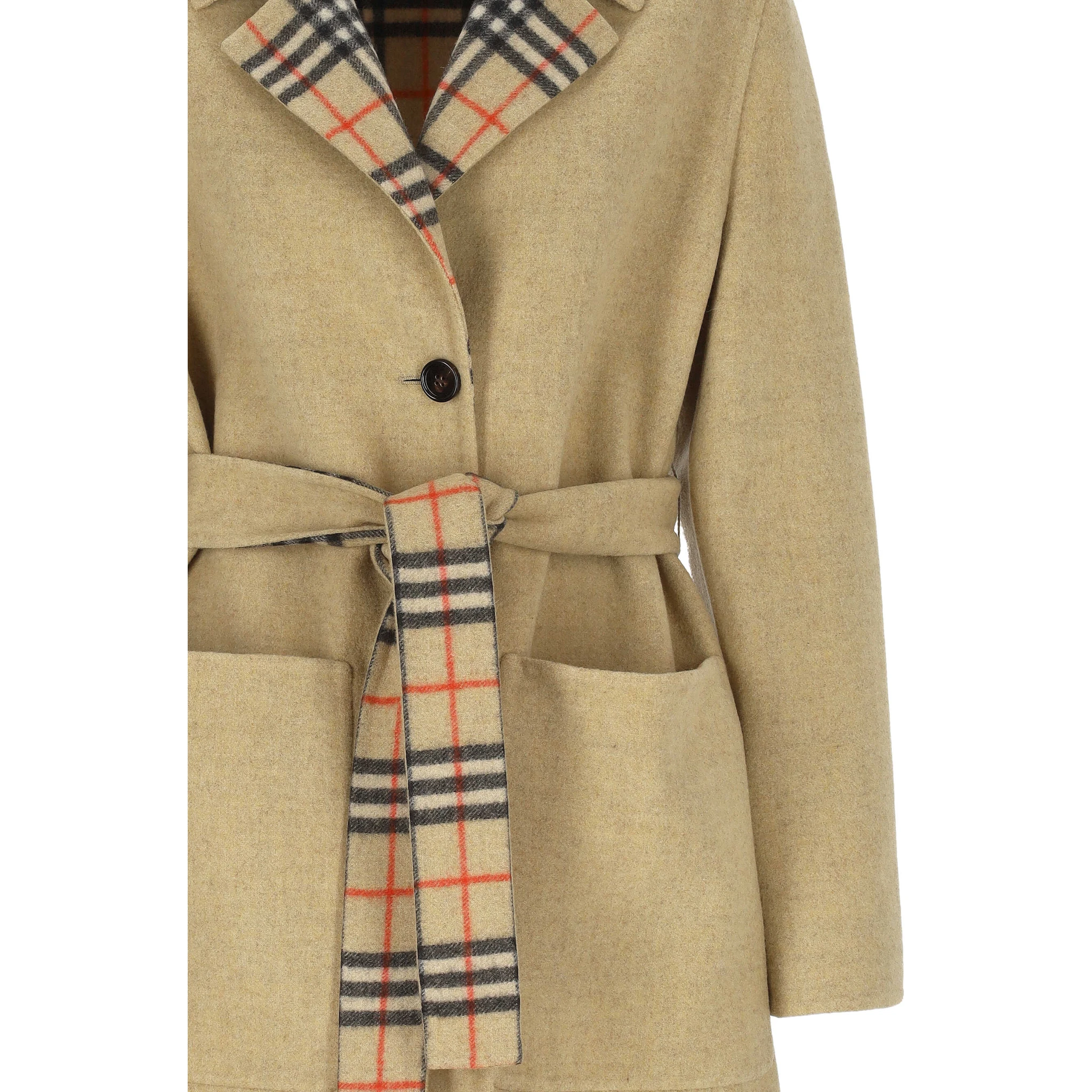 معاطف بربري