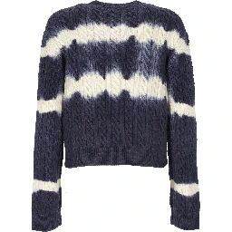 كنزات أوف وايت