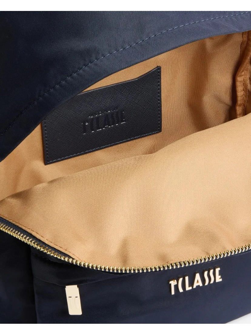 Alviero Martini Bags.. Blue