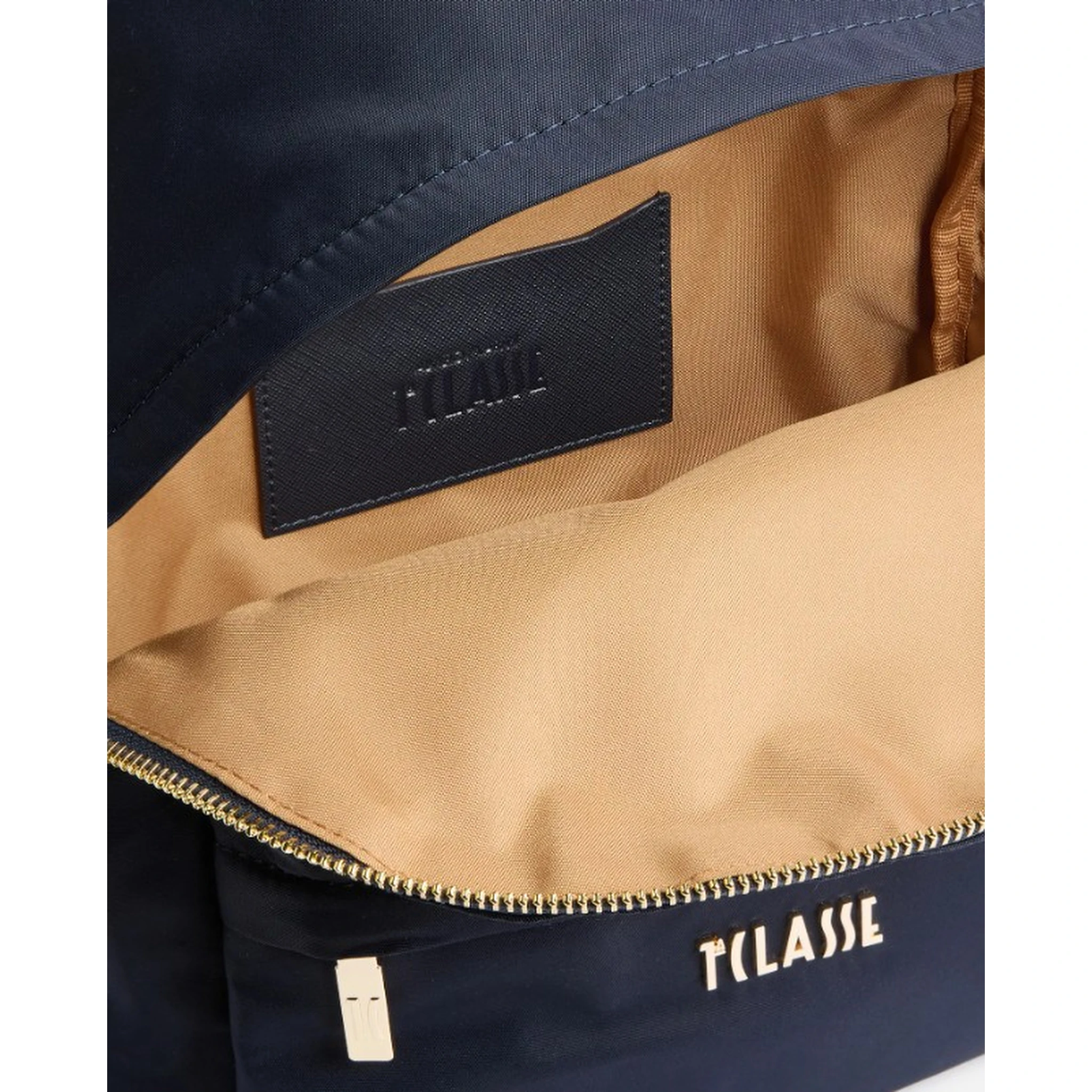 Alviero Martini Bags.. Blue