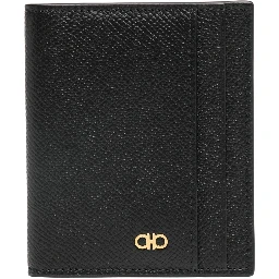 محافظ فيراغامو سوداء