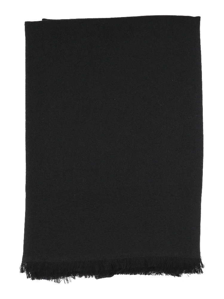 أوشحة غوتشي سوداء